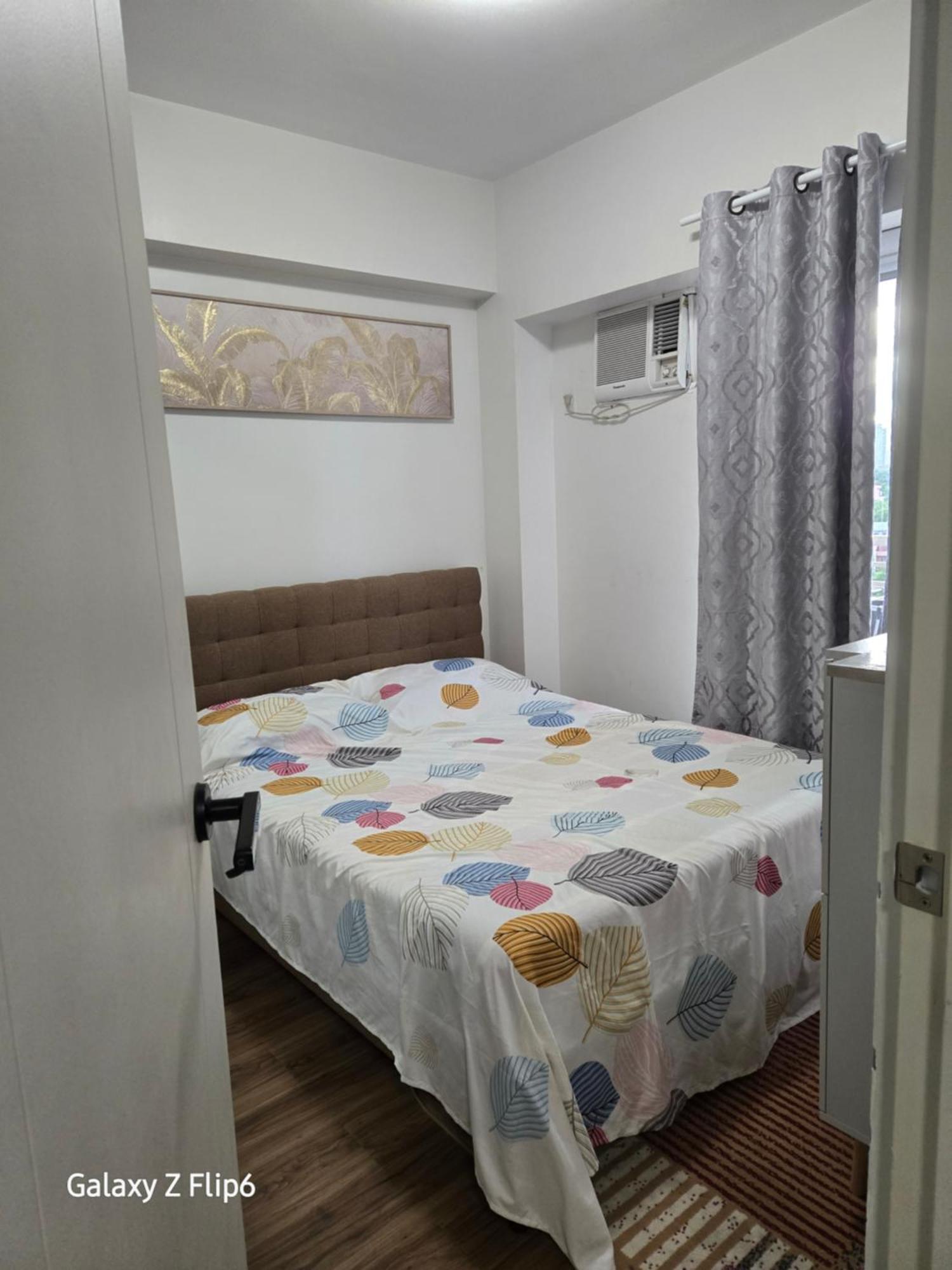 Brio Towers Condominuim Mandaluyong Esterno foto